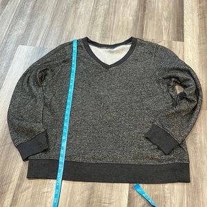 Old Navy gray v-neck sweatshirt